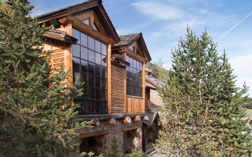 The 5 Bar 6 Ranch Retreat – Paradise Valley MT