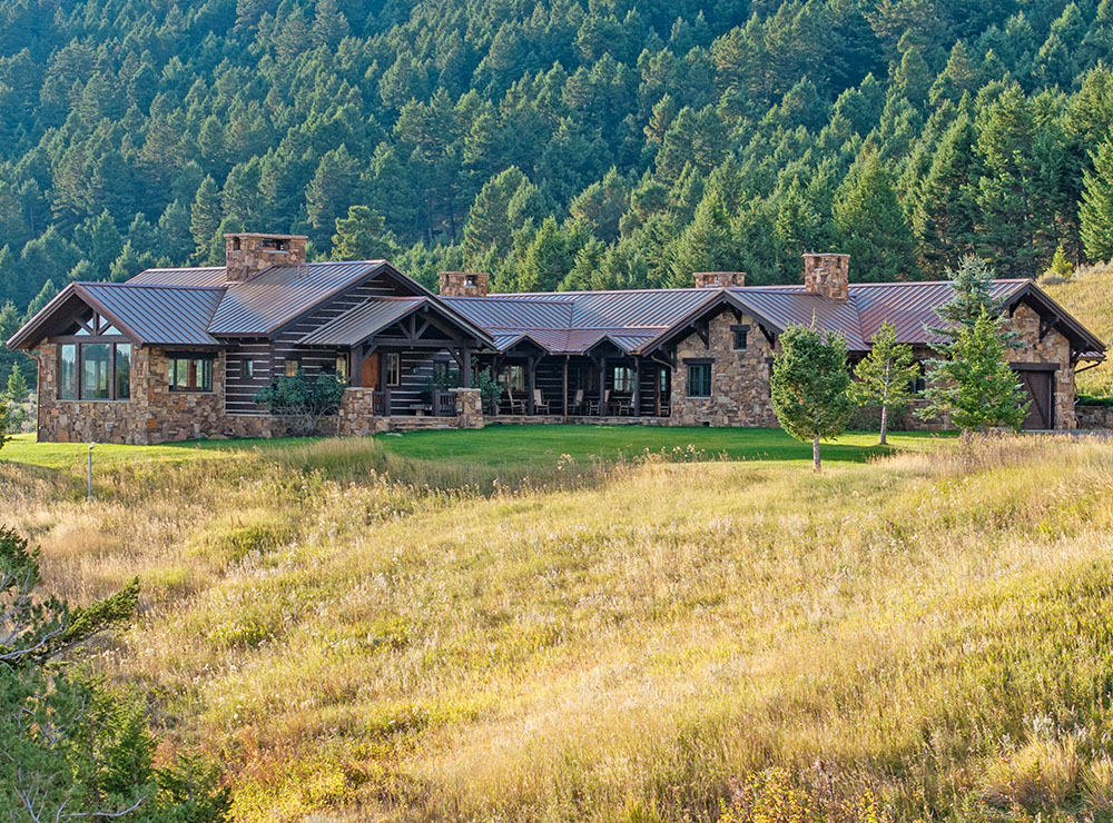 SKY BAND RANCH BETWEEN LIVINGSTON & BOZEMAN MT