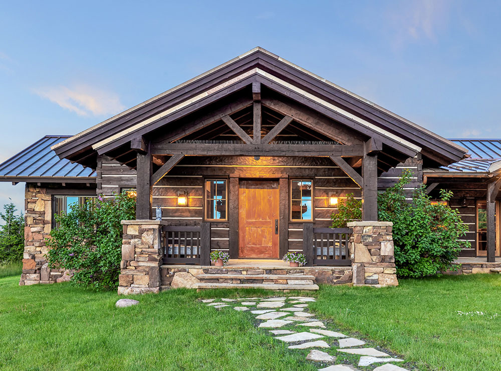 SKY BAND RANCH BETWEEN LIVINGSTON & BOZEMAN MT