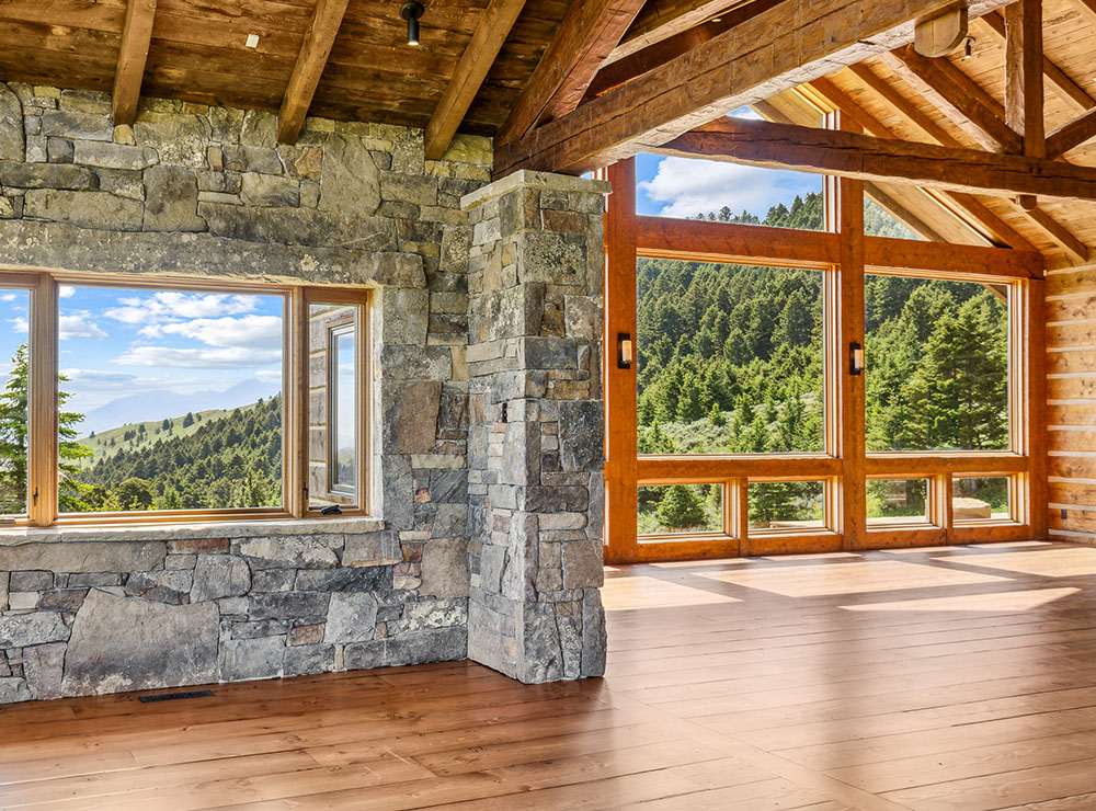 SKY BAND RANCH BETWEEN LIVINGSTON & BOZEMAN MT