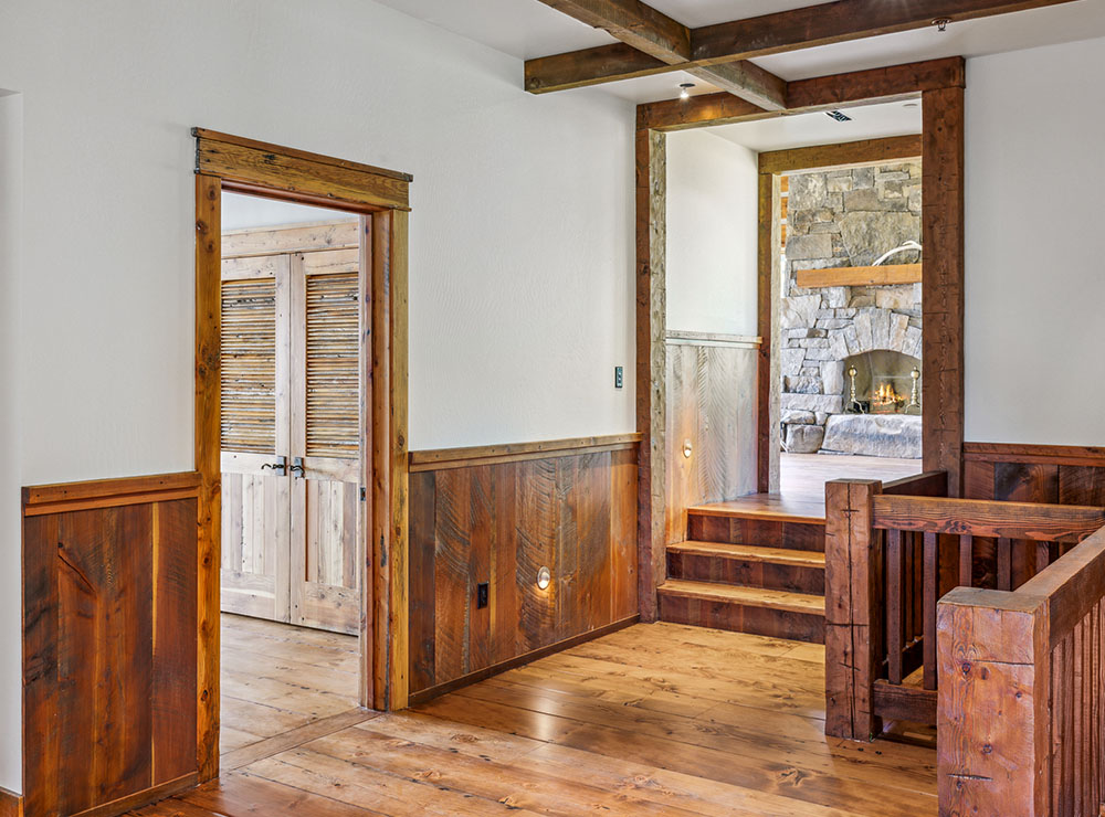 SKY BAND RANCH BETWEEN LIVINGSTON & BOZEMAN MT