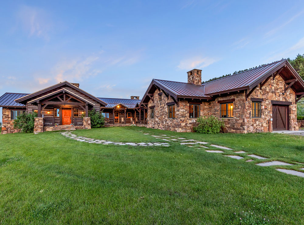 SKY BAND RANCH BETWEEN LIVINGSTON & BOZEMAN MT