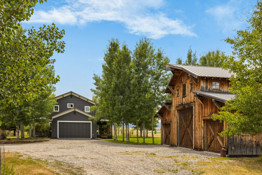 1921 East River Road Livingston Montana (Paradise Valley)