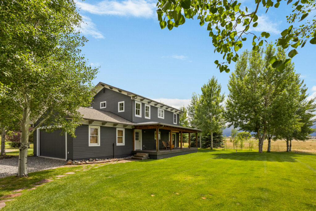 1921 East River Road Livingston Montana (Paradise Valley)