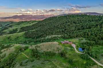 SKY BAND RANCH BETWEEN LIVINGSTON & BOZEMAN MT