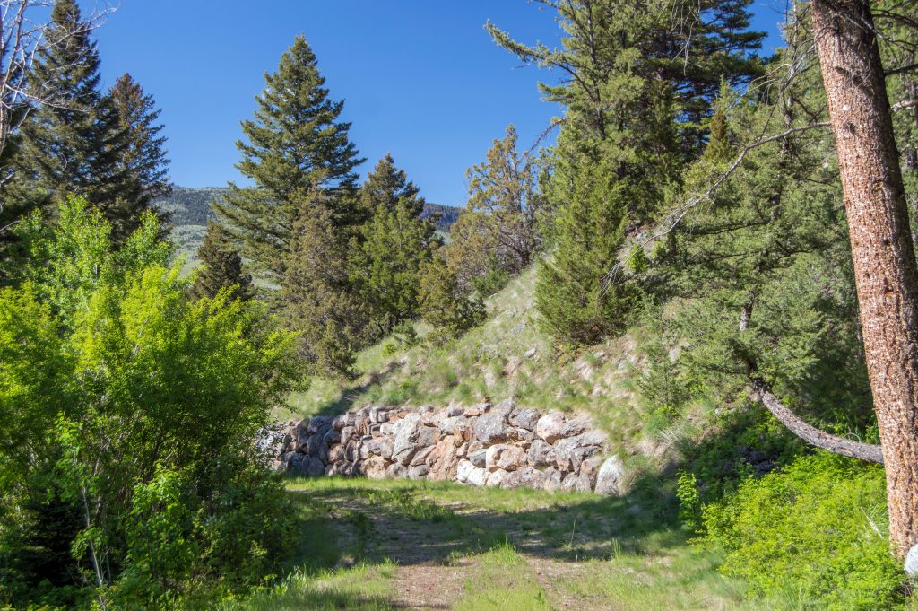 127 Acres in Lower Tom Miner Basin of Paradise Valley