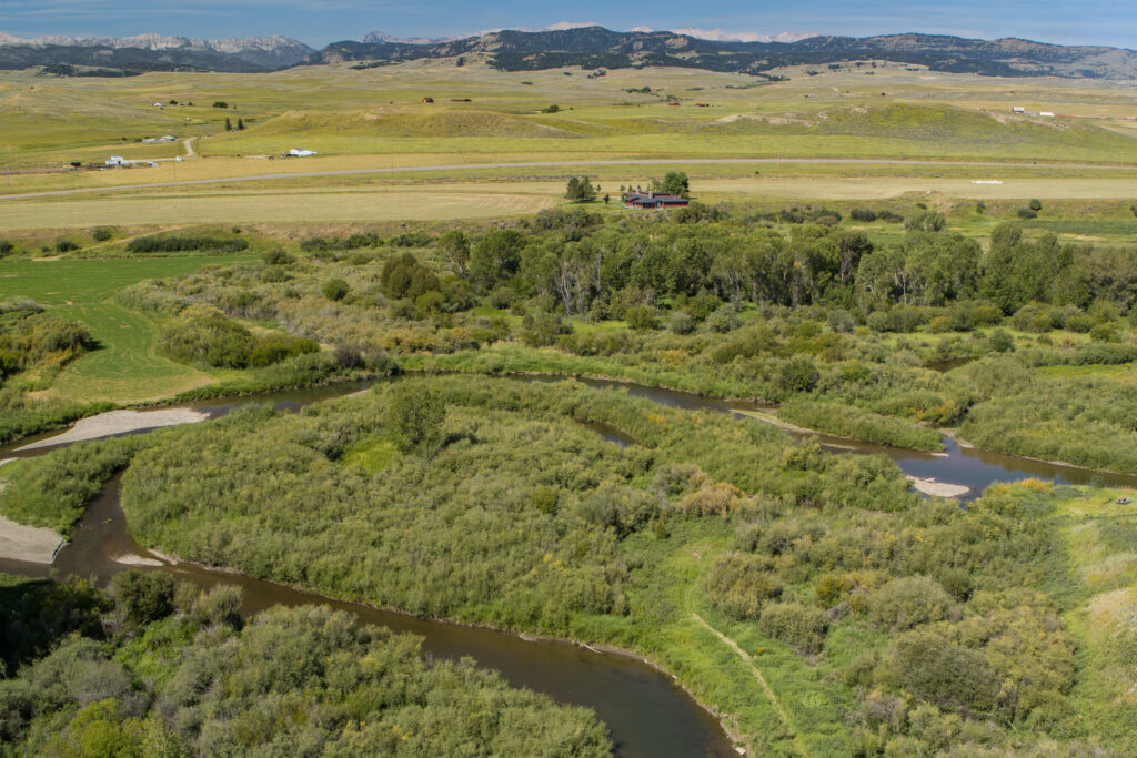 Shields River Fishing House – Montana