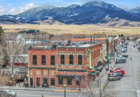 Legendary Livingston Bar & Grille