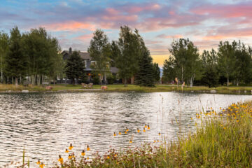FARM RETREAT 1921 East River Road Paradise Valley - Livingston Montana