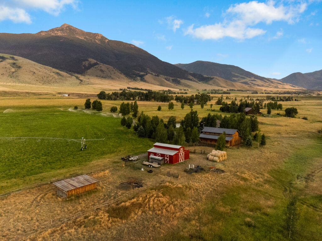 1921 East River Road Livingston Montana (Paradise Valley)