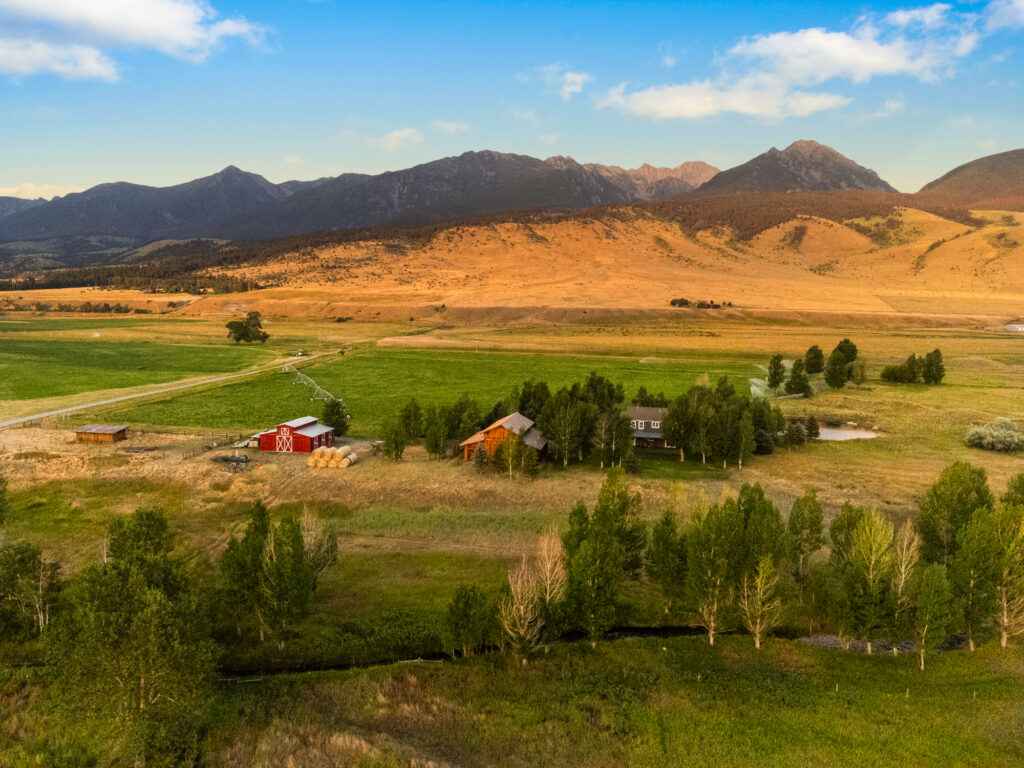 1921 East River Road Livingston Montana (Paradise Valley)
