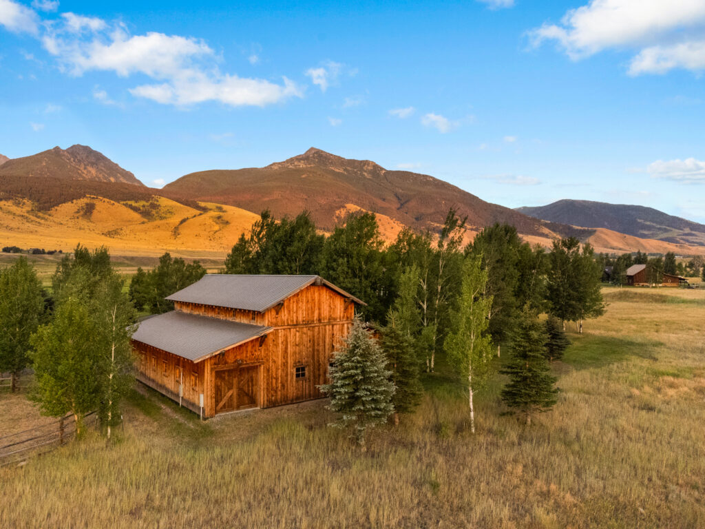 1921 East River Road Livingston Montana (Paradise Valley)
